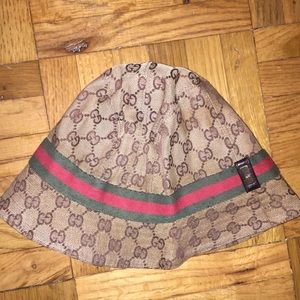 Gucci bucket hat size M